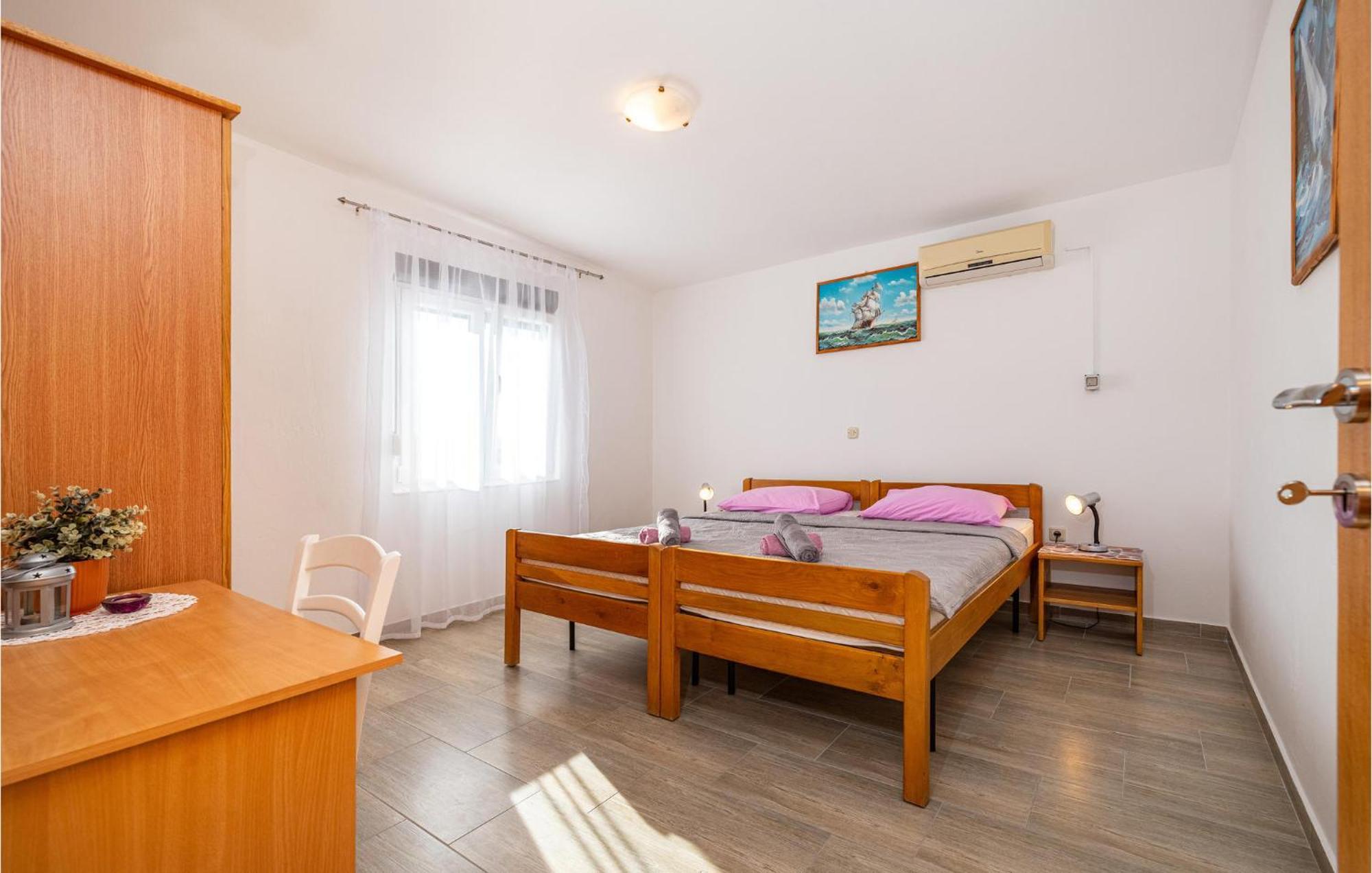 Beautiful Home In Rovanjska With Wifi Exterior photo