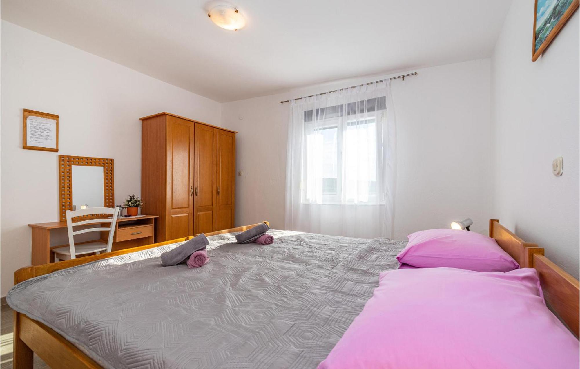 Beautiful Home In Rovanjska With Wifi Exterior photo