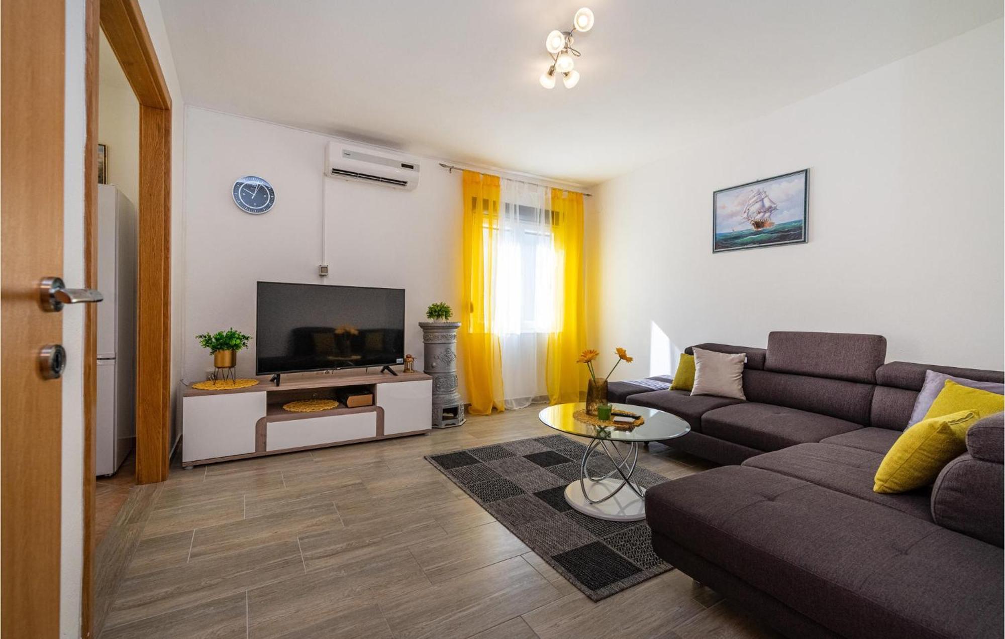 Beautiful Home In Rovanjska With Wifi Exterior photo